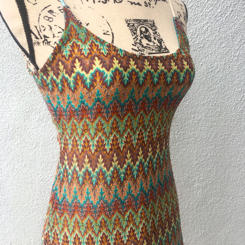 Beautiful shimmery Nordstrom WallpapHER tank.